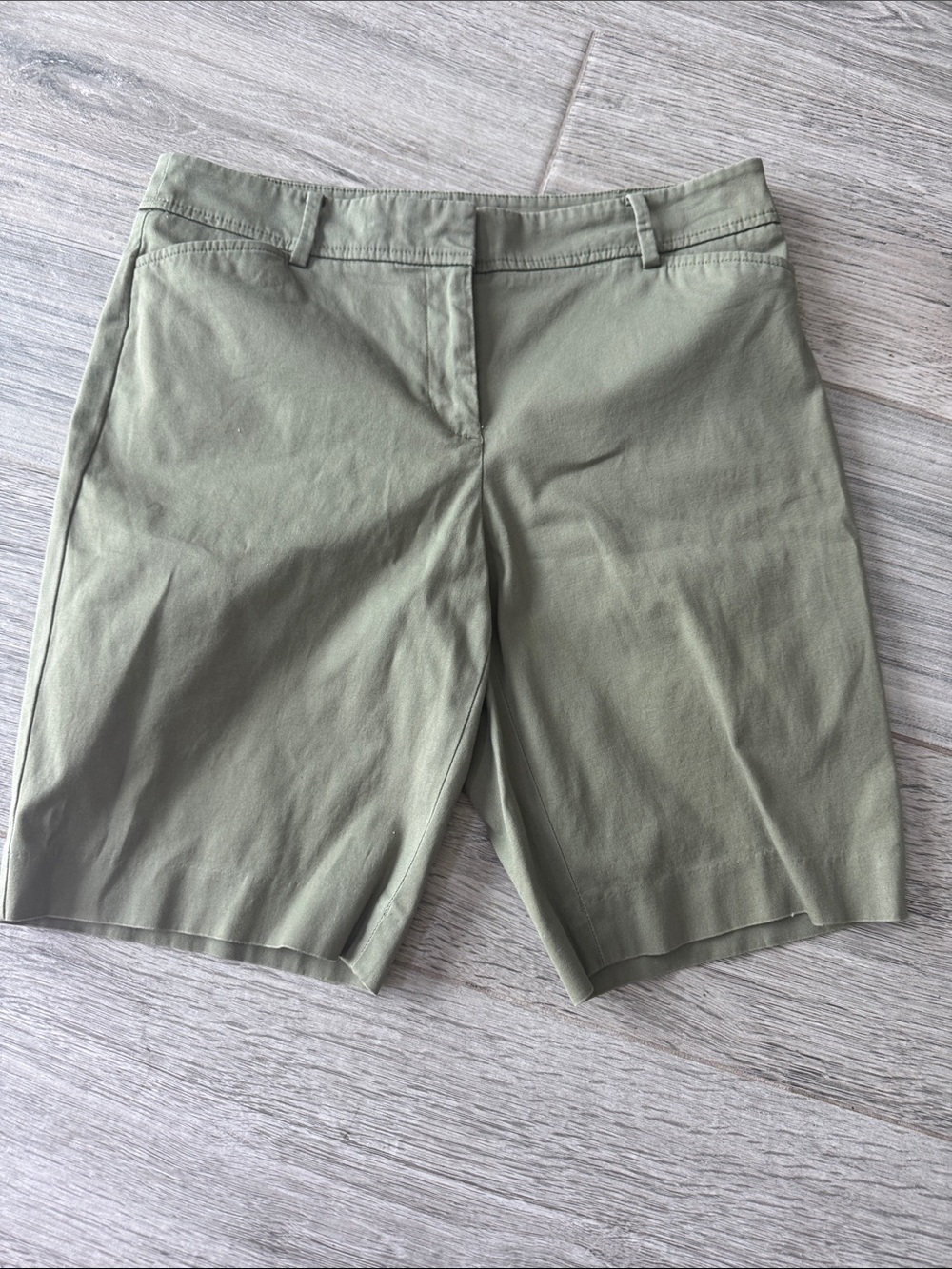Talbots Cotton Light Olive/Sage Green Bermuda Shorts